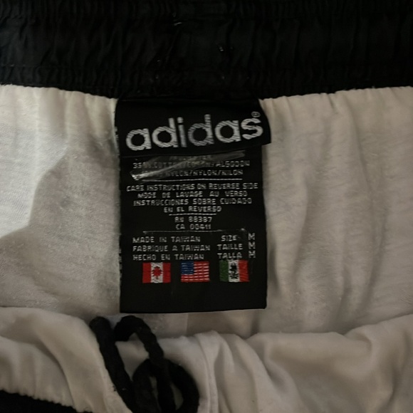 Vintage Adidas Men's Black Joggers - Picture 3 of 3